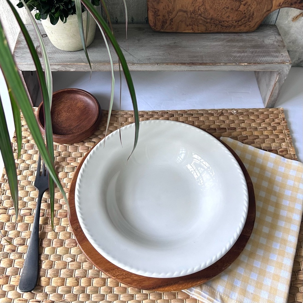 🌴Pier 1 BIANCA White Embossed Rope Soup/Pasta/Salad Bowl | Set of Two
